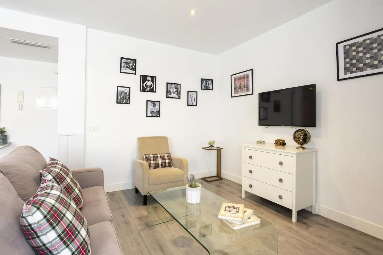 Soho Premium 4 Bedrooms Apartment Malaga